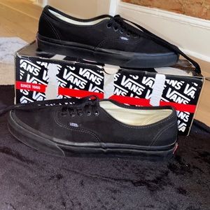 Black vans